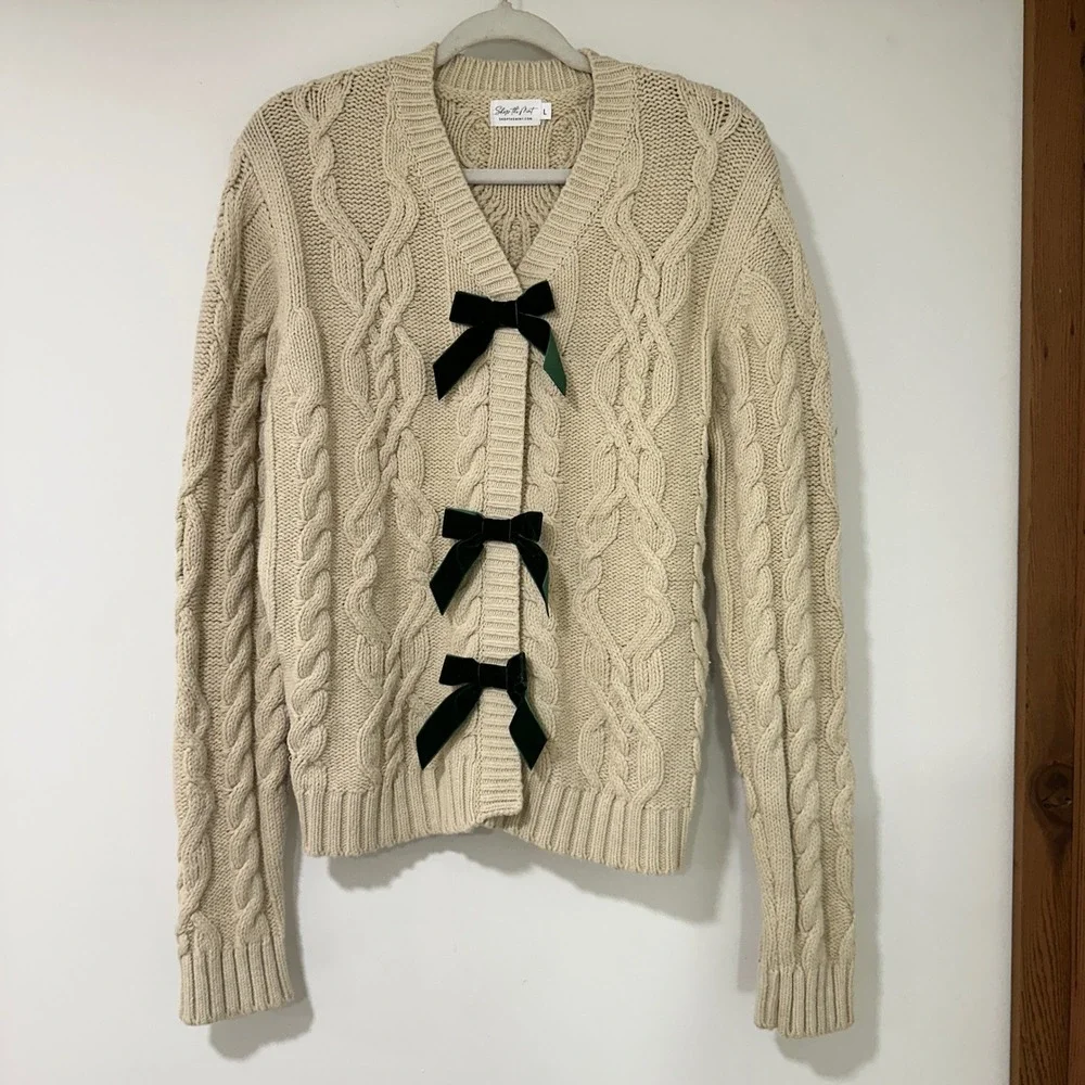 Shop The Mint Sweater Womens Large Cream Cable Knit Chunky Green Velvet Bows L